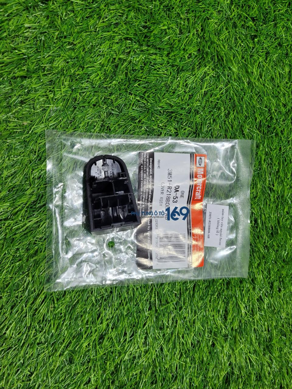 Núm tay mở ngoài Focus Núm tay mở ngoài Focus