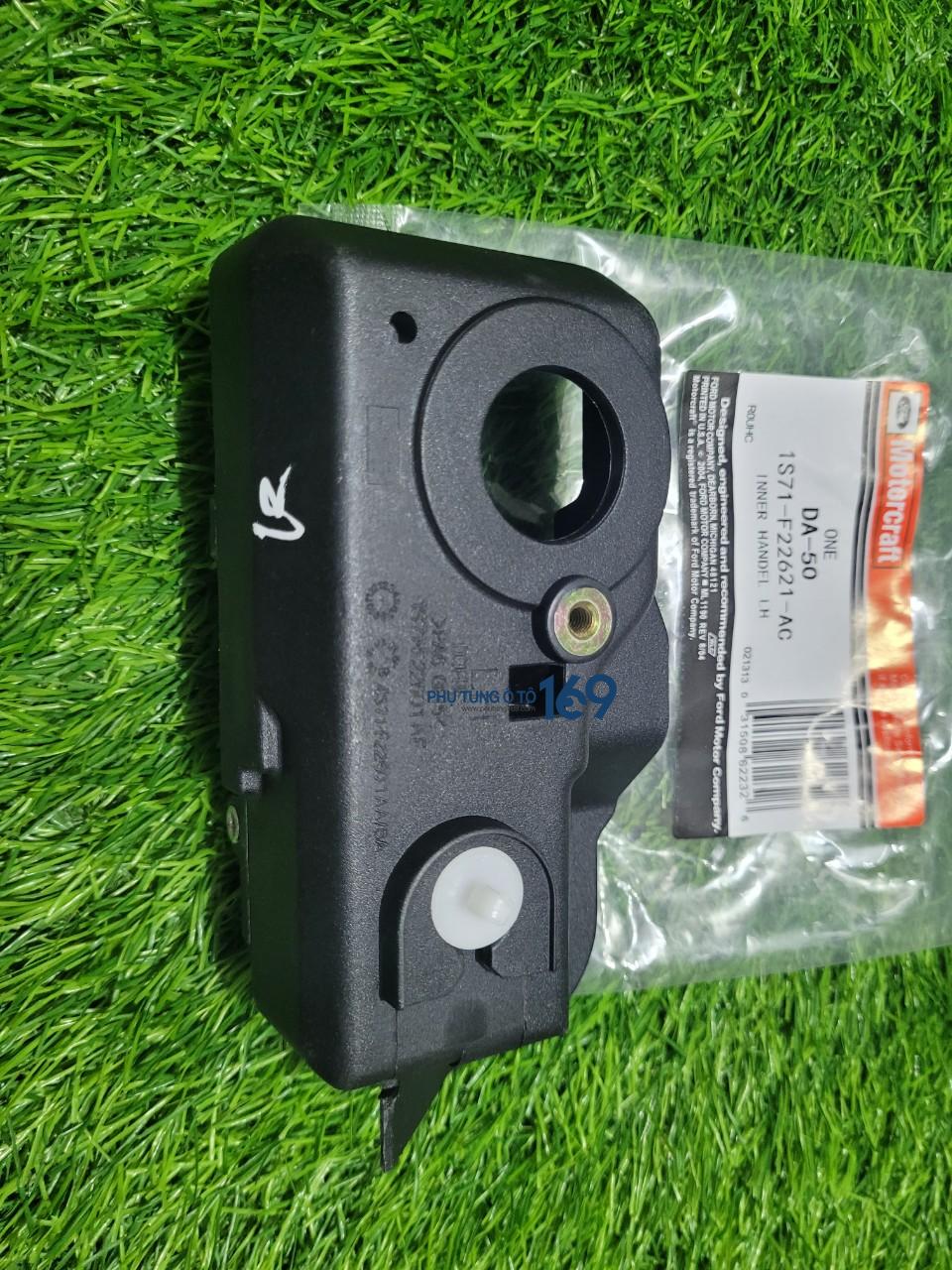 Tay mở cửa trong phụ Mondeo Tay mở cửa trong phụ Mondeo