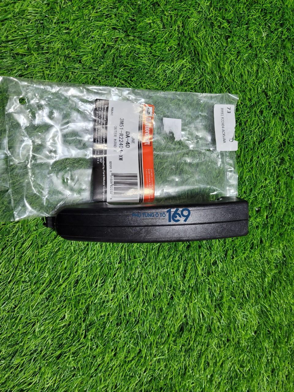 Tay mở ngoài phải Focus Tay mở ngoài phải Focus