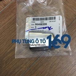 Núm tay mở cửa Gentra