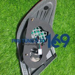 Đèn hậu miếng ngoài phụ Altis