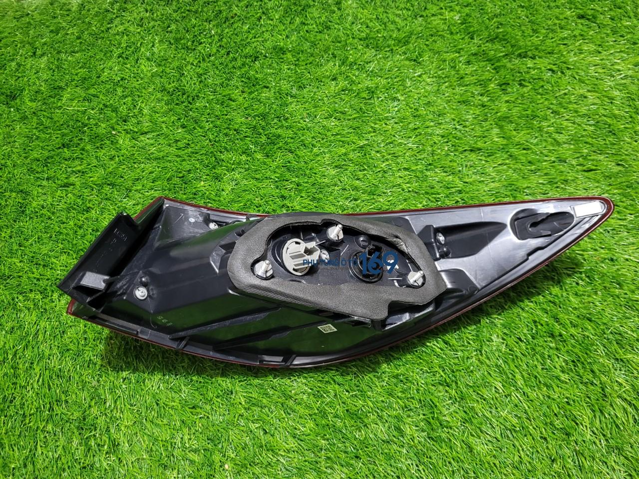 Đèn hậu ngoài lái Mazda3 Đèn hậu ngoài lái Mazda3