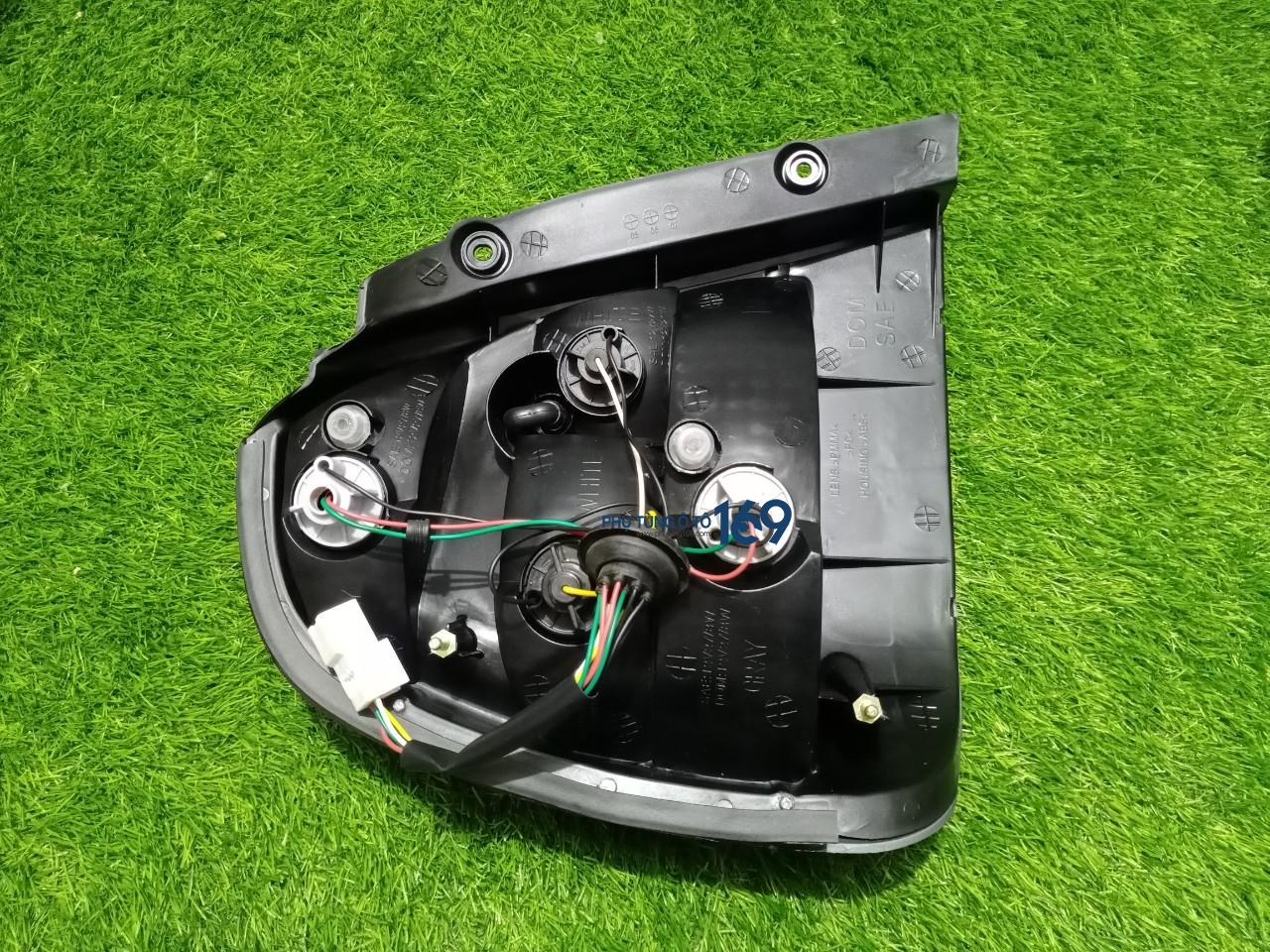 Đèn hậu trái Nubira Đèn hậu trái Nubira