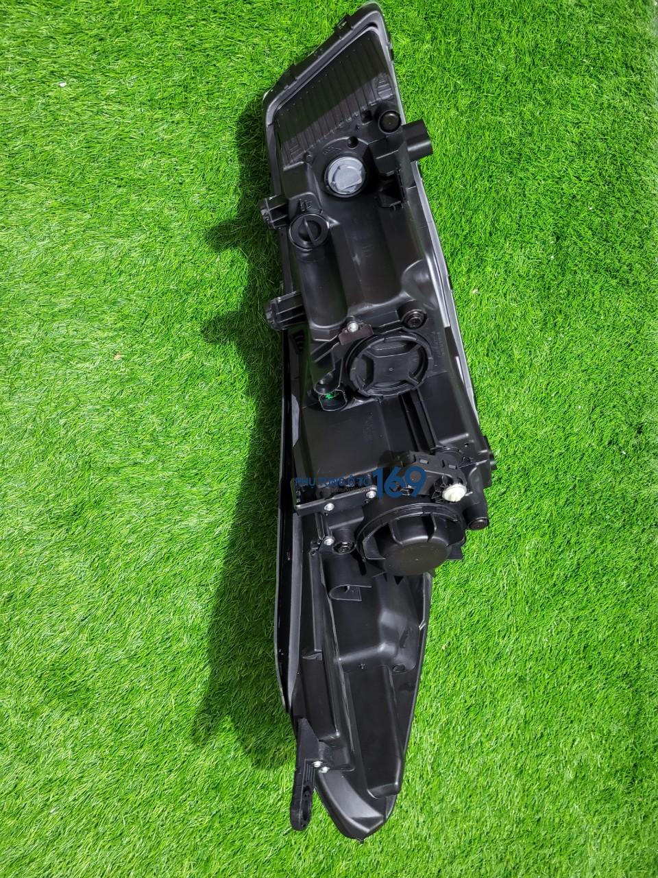 Đèn pha trái Cerato Đèn pha trái Cerato