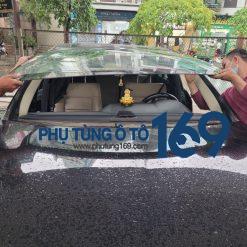 Kính chắn gió Mercedes E250