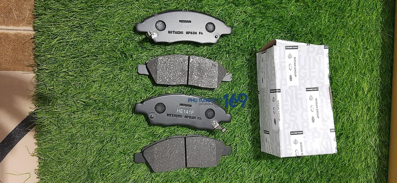 Bố thắng trước Livina Bố thắng trước Livina