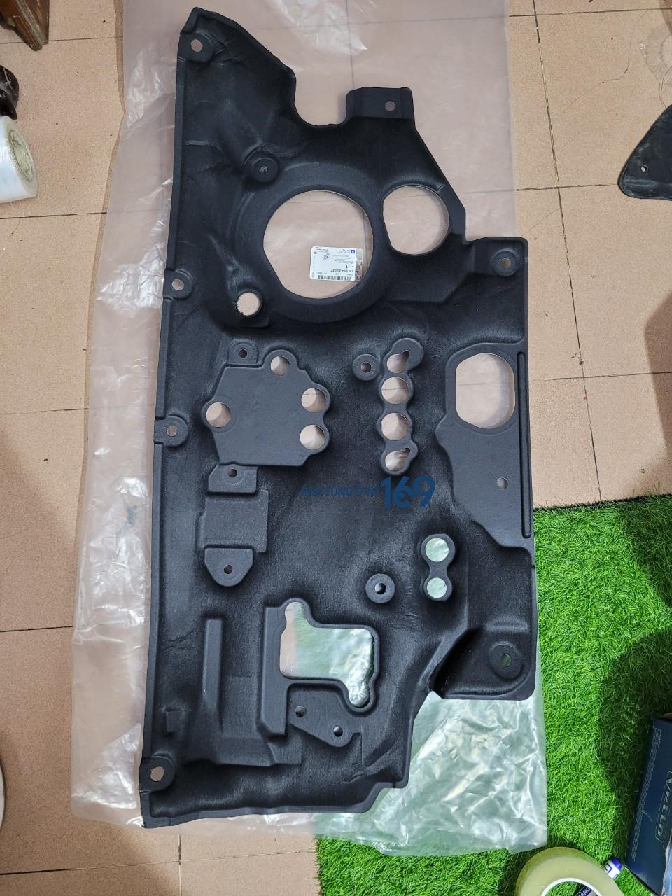 Cách nhiệt khoang động cơ Lacetti Cách nhiệt khoang động cơ Lacetti