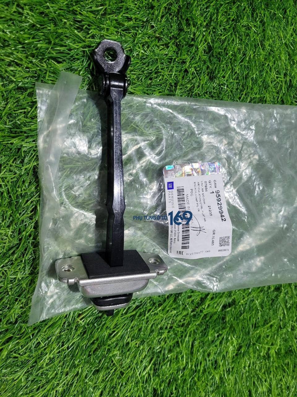 Hạn chế cánh cửa trước phụ Captiva Hạn chế cánh cửa trước phụ Captiva