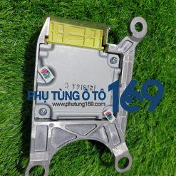 Hộp điều khiển túi khí trung tâm Yaris