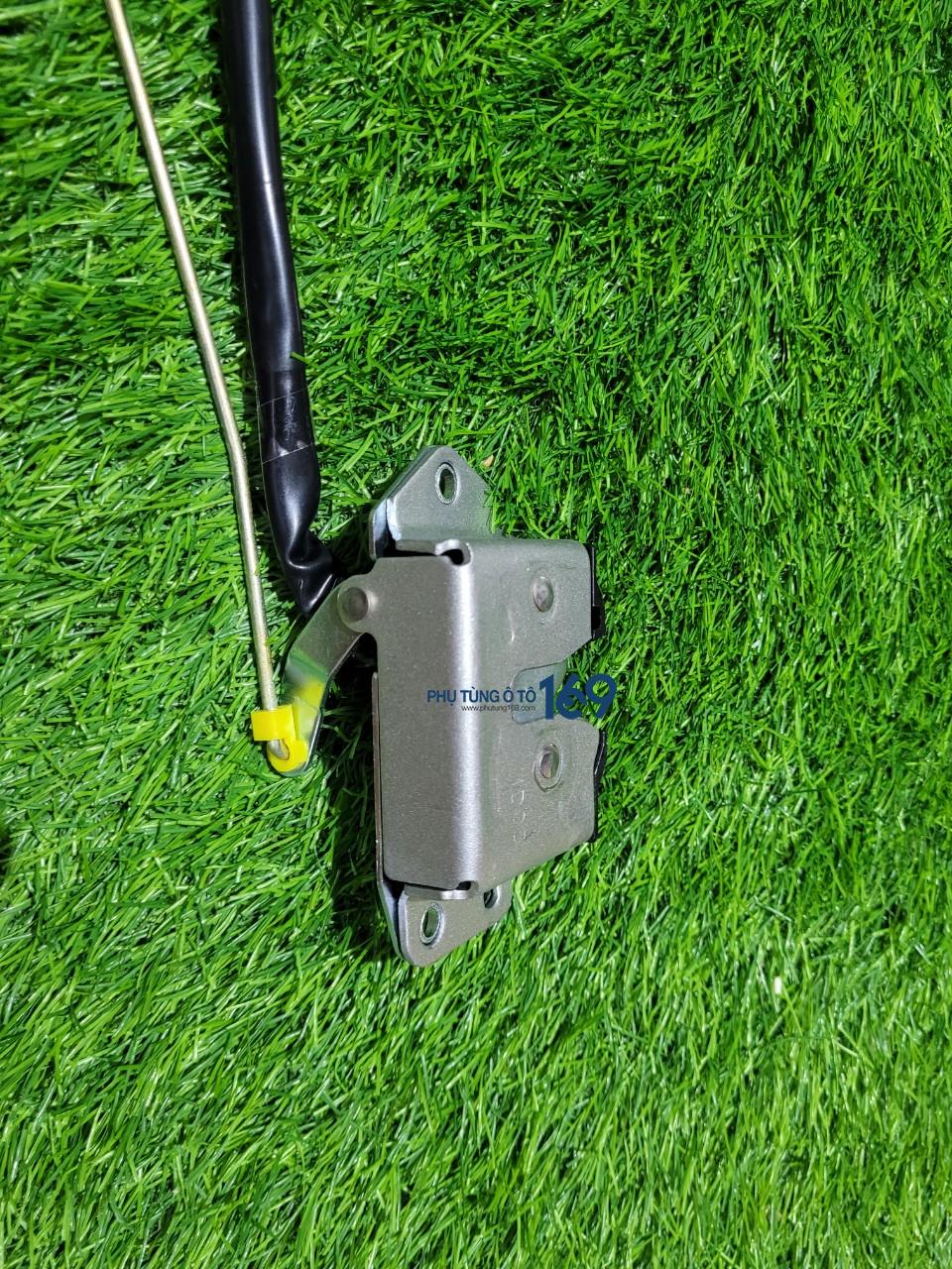 Khóa cốp Hiace cá mập Khóa cốp Hiace cá mập