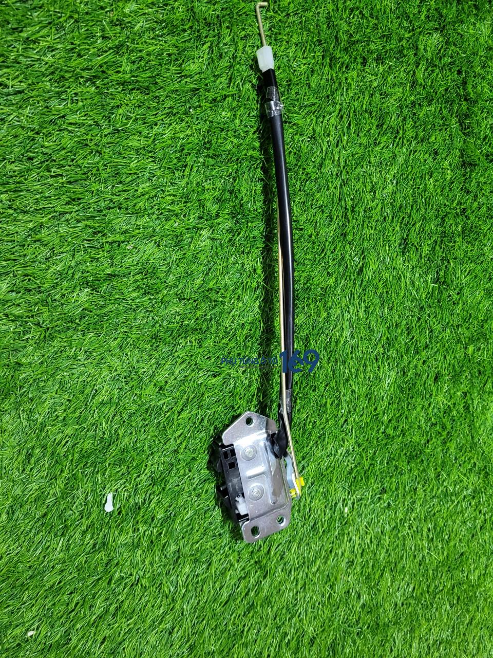 Khóa cốp Hiace cá mập Khóa cốp Hiace cá mập