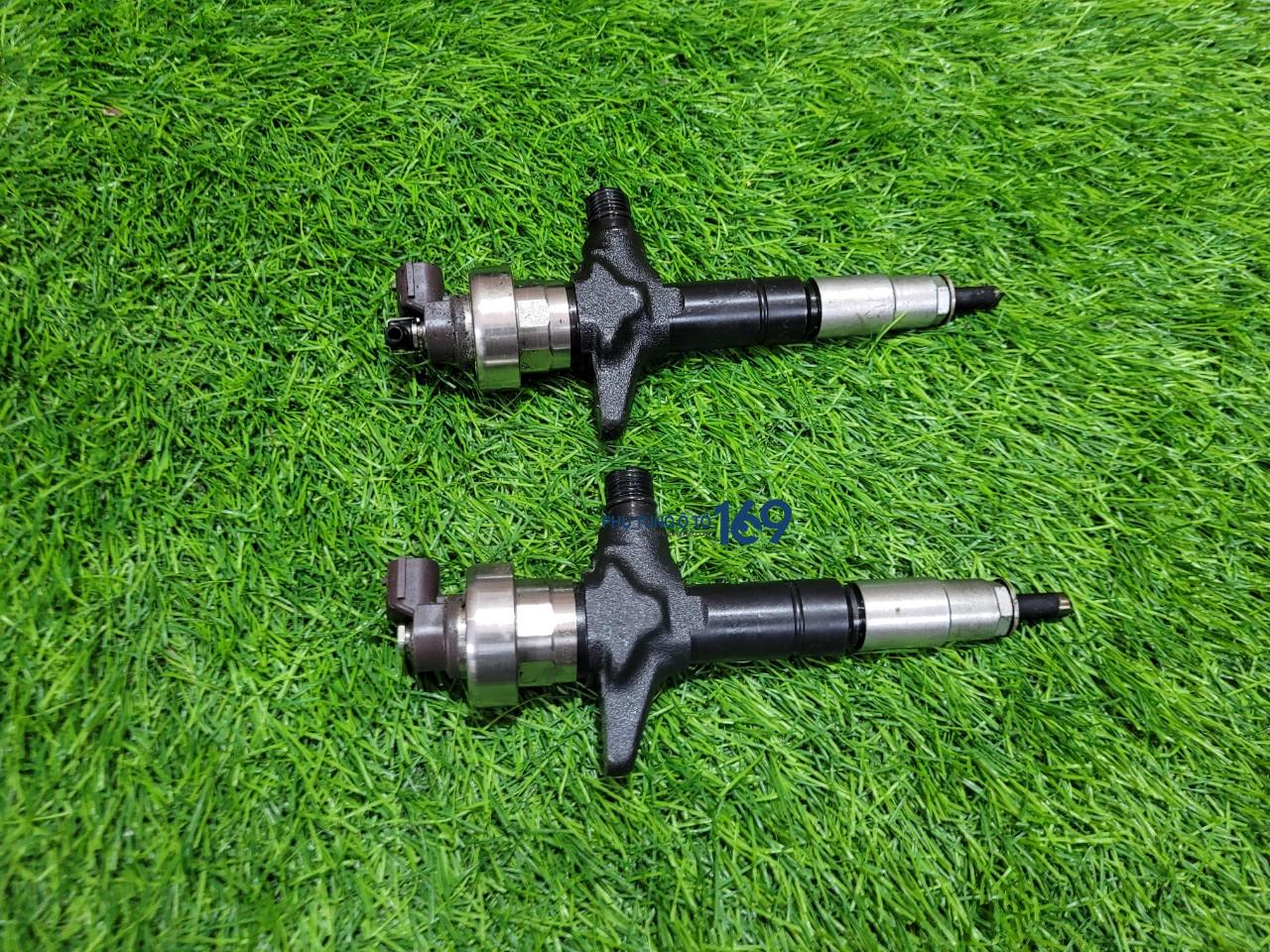 Kim phun Dmax Kim phun Dmax