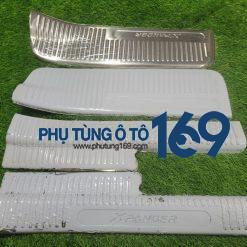 Ốp bậc cửa Xpander