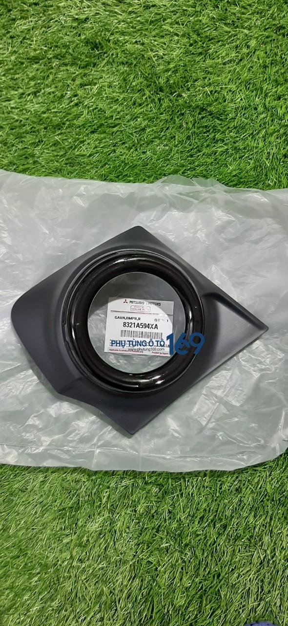 Ốp đèn gầm phụ Triton Ốp đèn gầm phụ Triton