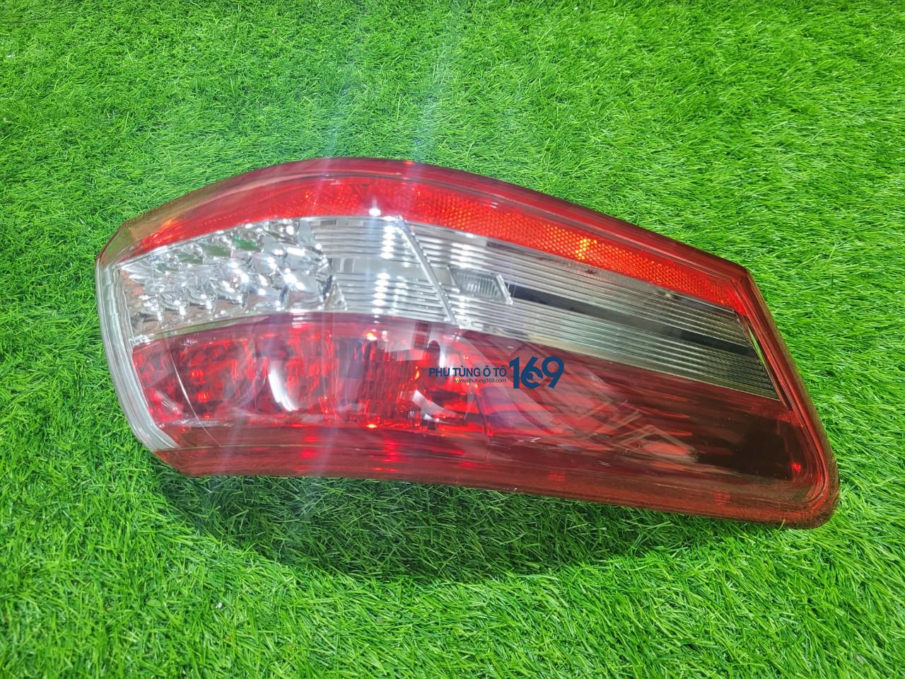Đèn hậu ngoài phụ Camry Mỹ Đèn hậu ngoài phụ Camry Mỹ