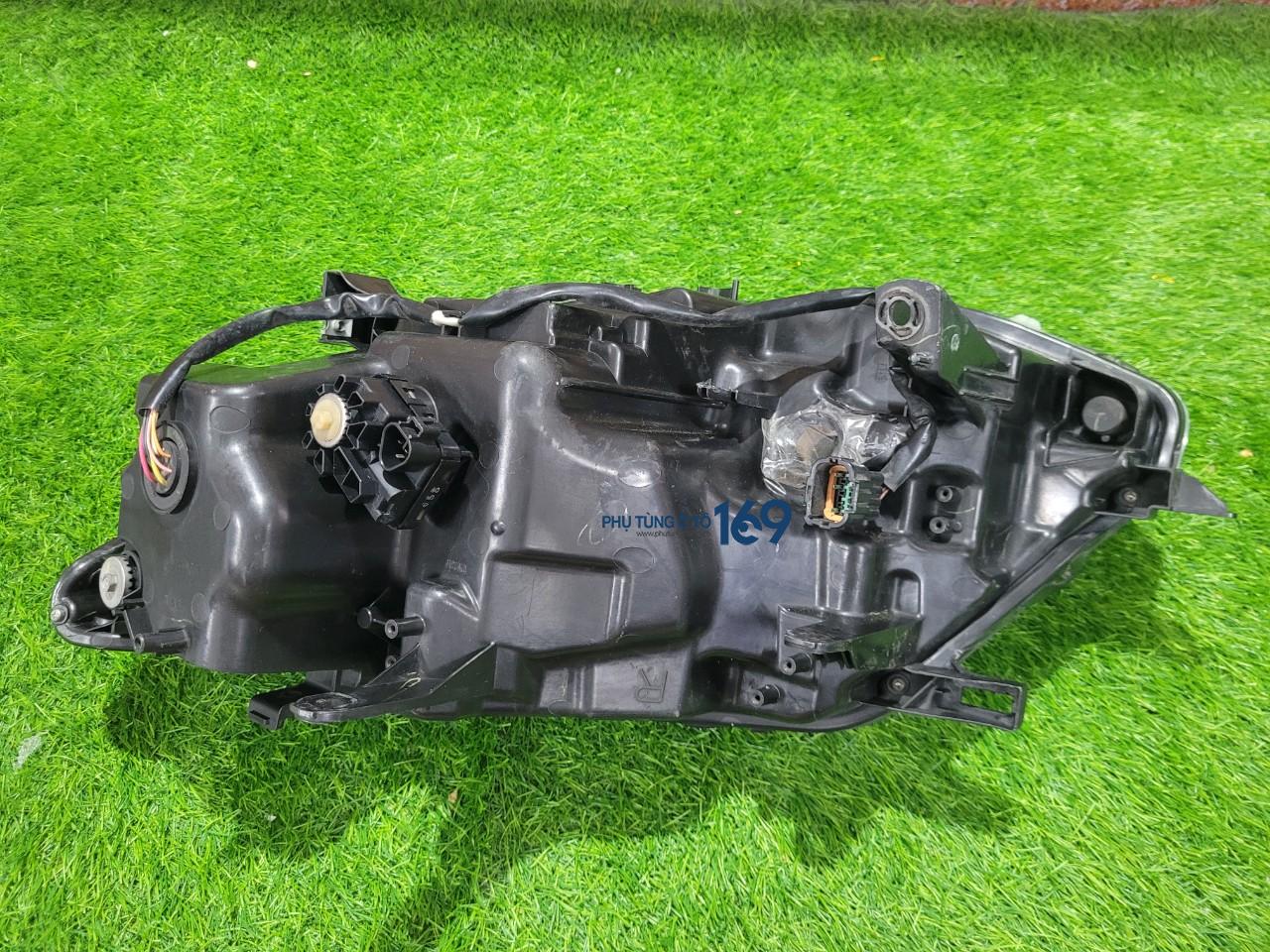 Đèn pha lái Xtrail Đèn pha lái Xtrail