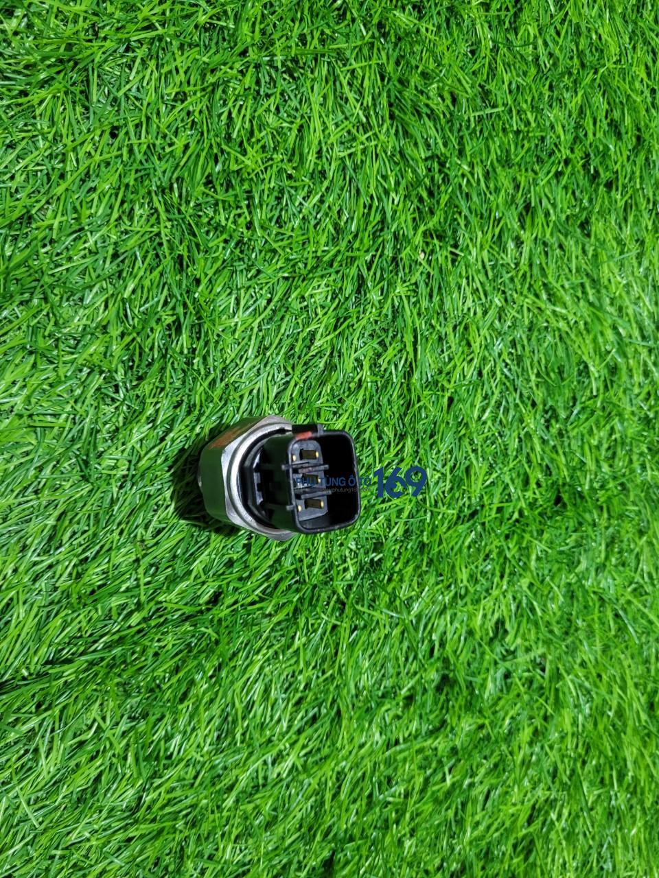 Van áp suất nhiên liệu Hilux Van áp suất nhiên liệu Hilux