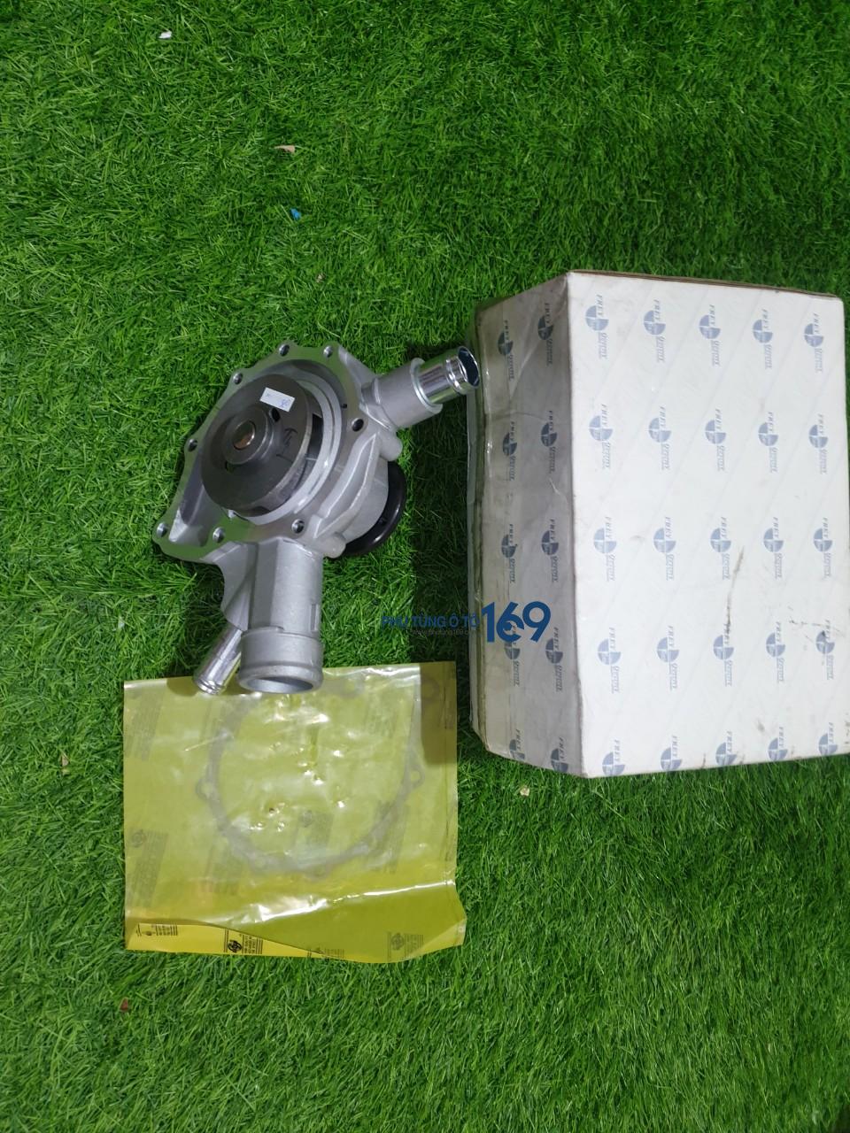 Bơm nước Mercedes MB100 Bơm nước Mercedes MB100