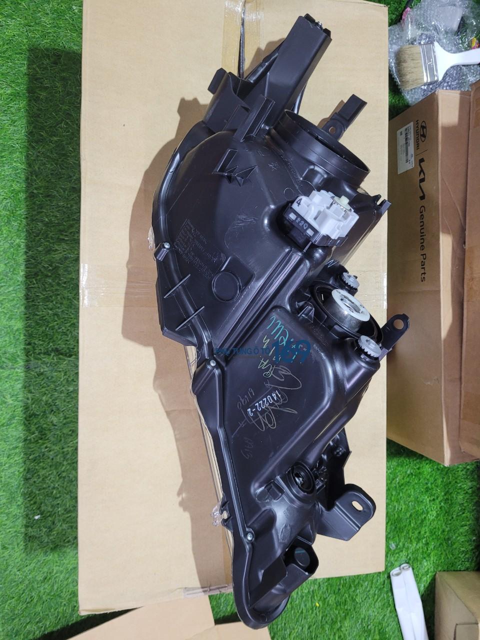 Đèn pha phụ Camry 2.0 Đèn pha phụ Camry 2.0