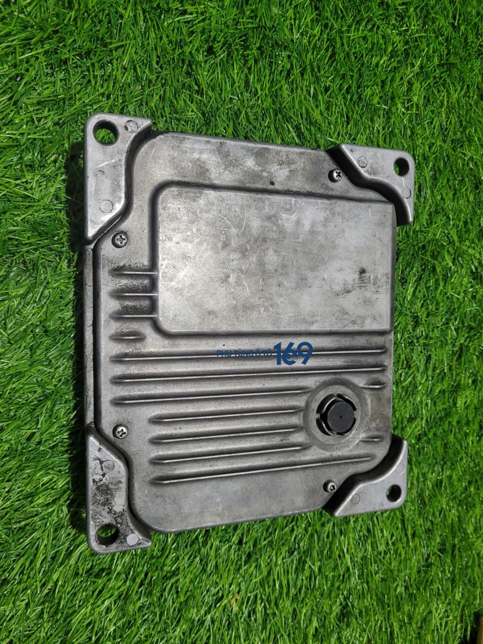 Hộp ECU Hyundai Hd210 Hộp ECU Hyundai Hd210