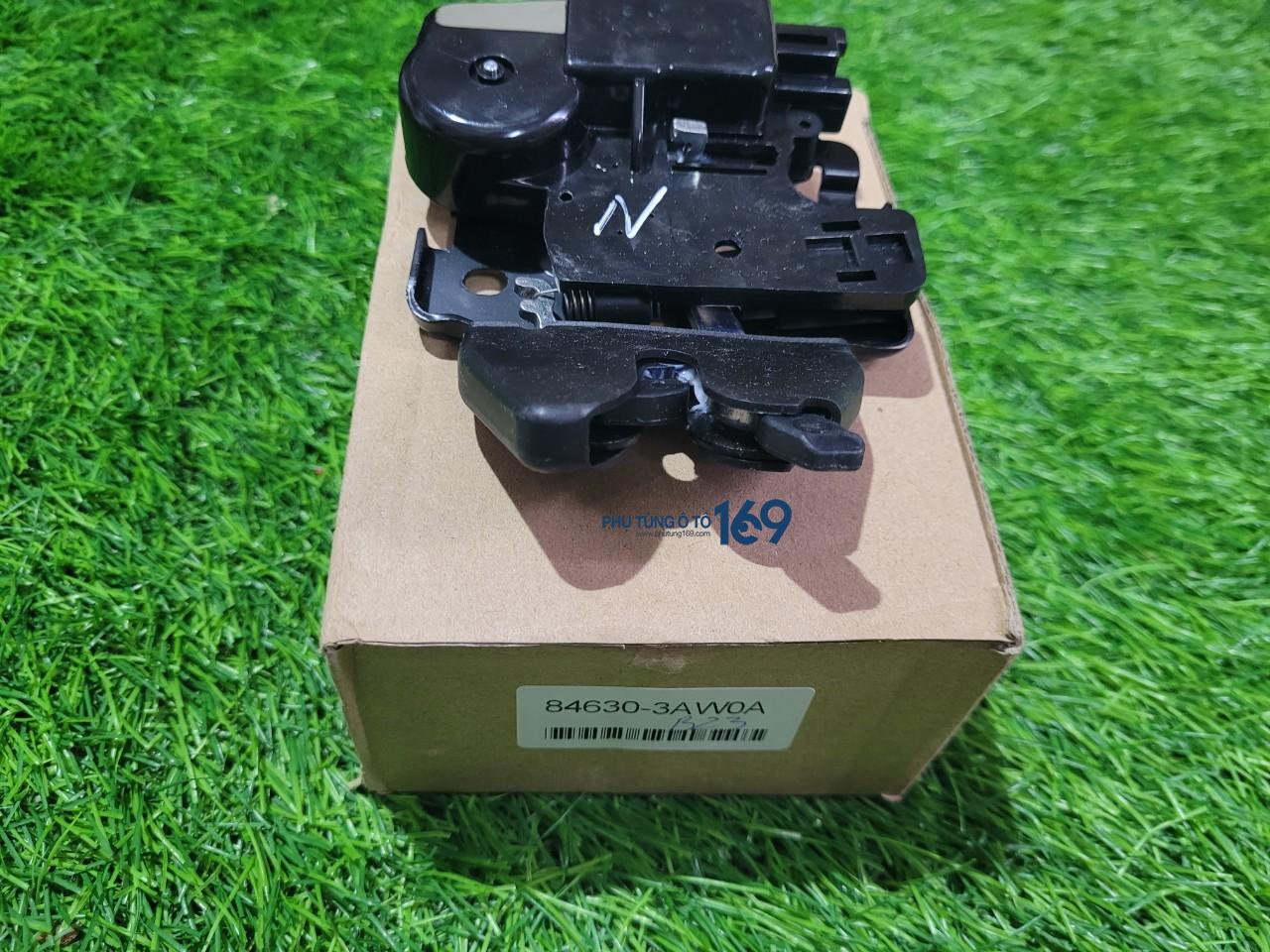 Khóa ngậm cốp hậu Sunny Khóa ngậm cốp hậu Sunny