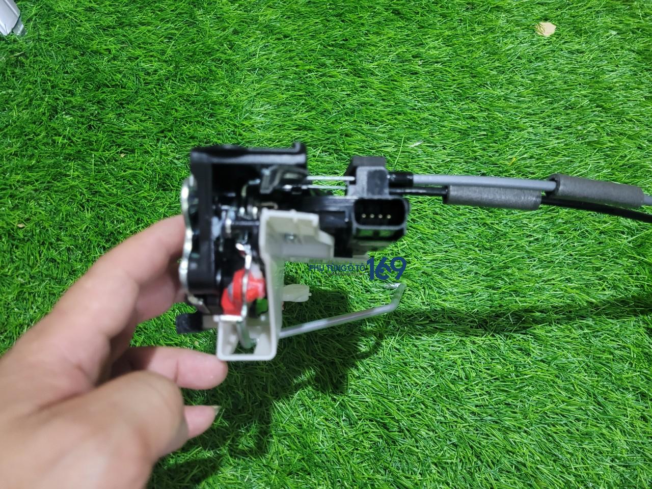 Khóa ngậm cửa trước lái Picanto Khóa ngậm cửa trước lái Picanto