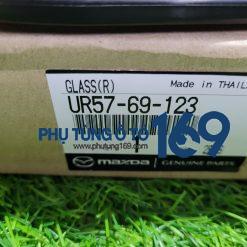 Mặt gương chiếu hậu phải Everest