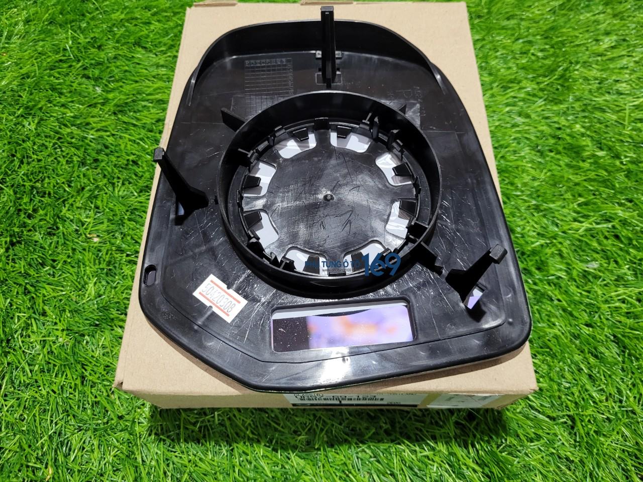 Mặt gương chiếu hậu phải Everest Mặt gương chiếu hậu phải Everest