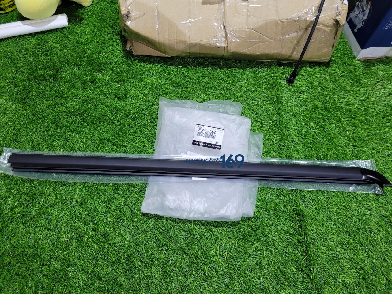 Nẹp chân kính cánh cửa Ranger Nẹp chân kính cánh cửa Ranger