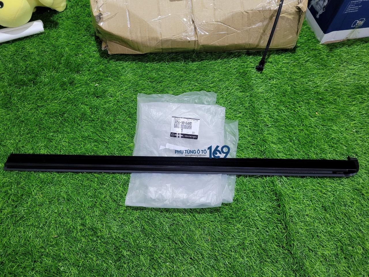 Nẹp chân kính cánh cửa Ranger Nẹp chân kính cánh cửa Ranger