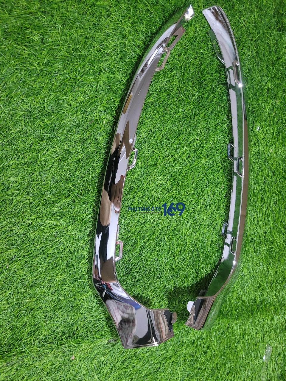 Ốp mạ trái cản trước Mercedes C300 Ốp mạ trái cản trước Mercedes C300