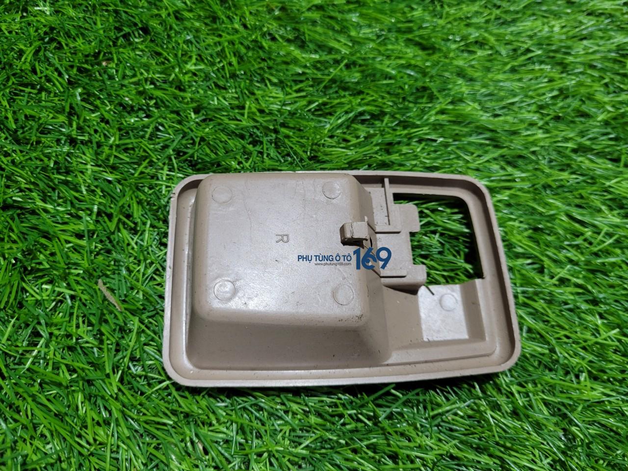 Ốp tay mở trong Fairy 7 chỗ Ốp tay mở trong Fairy 7 chỗ