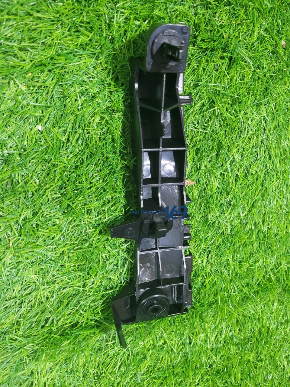 Phe cài cản trước phụ Fortuner Phe cài cản trước phụ Fortuner