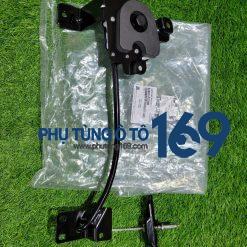 Treo lốp dự phòng Santafe