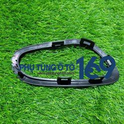 Vành tay mở trong Nissan Navara