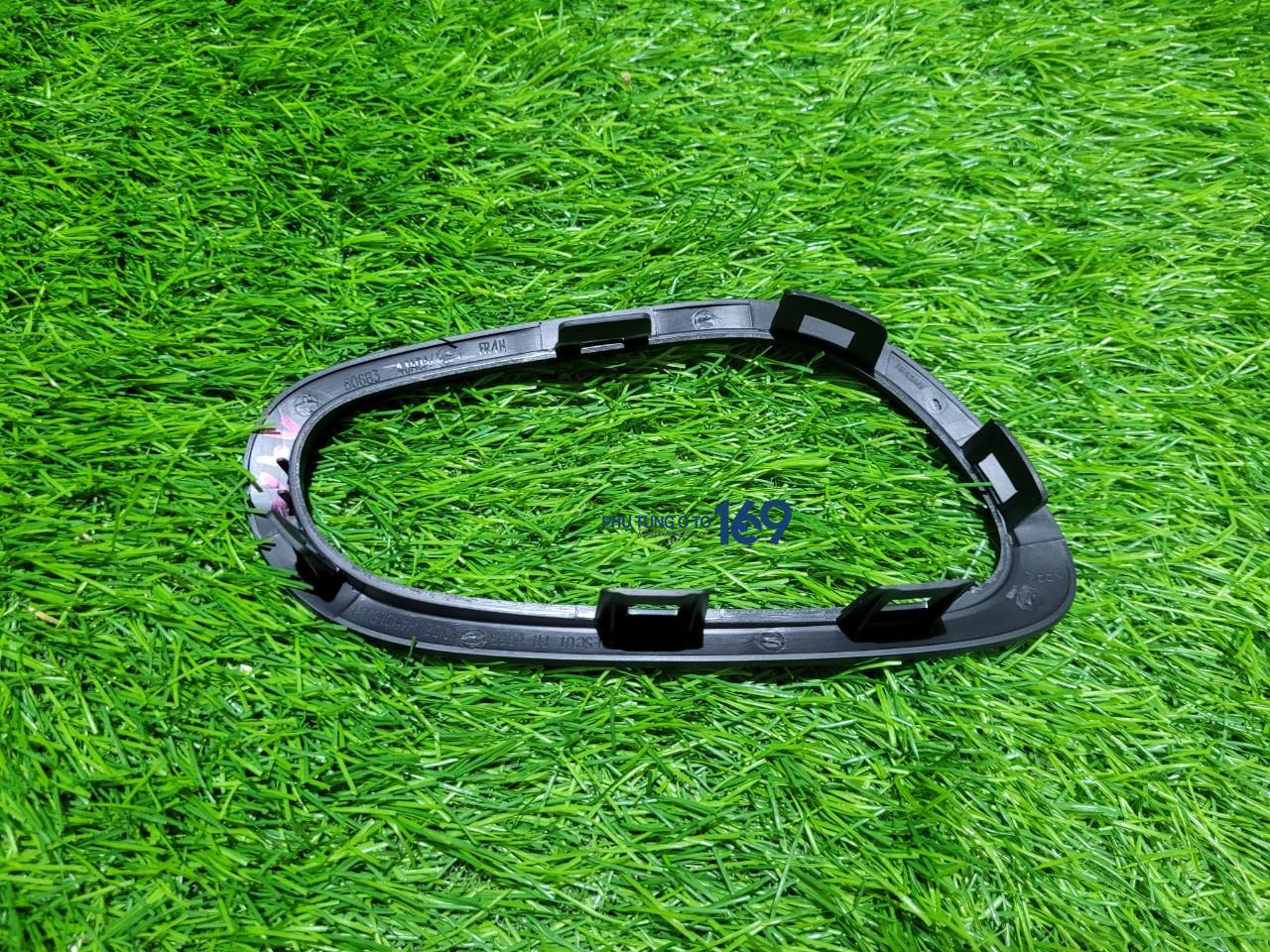 Vành tay mở trong Nissan Navara Vành tay mở trong Nissan Navara