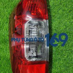 Đèn hậu phải Nissan Navara