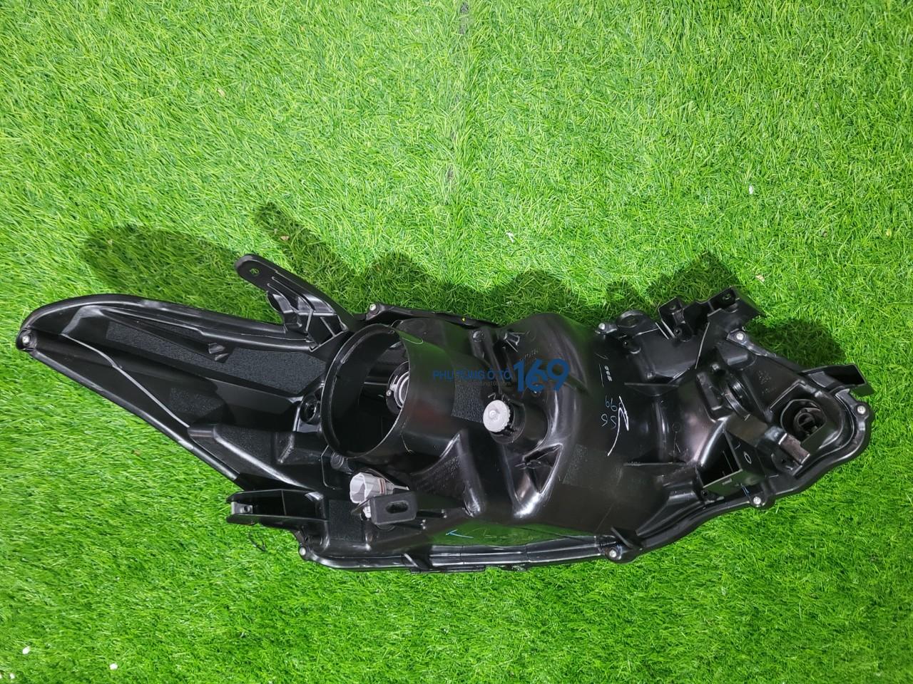 Đèn pha phải Vios Đèn pha phải Vios