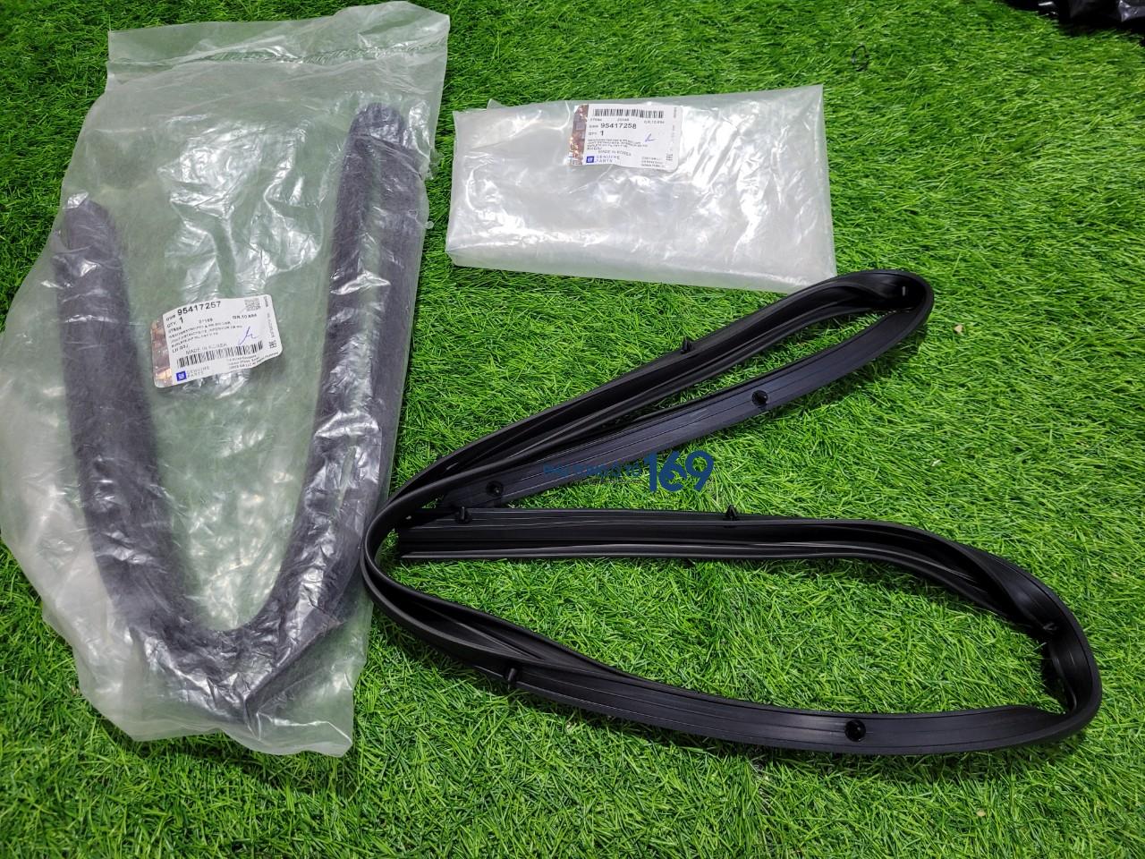 Gioăng thân cửa dưới Lacetti Cdx Gioăng thân cửa dưới Lacetti Cdx