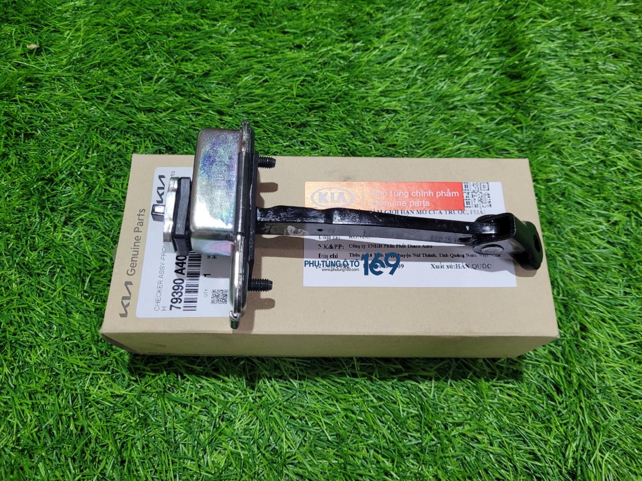 Hạn chế cánh cửa trước phải Rondo Hạn chế cánh cửa trước phải Rondo