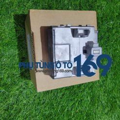 Hộp điều khiển trụ lái Cruze