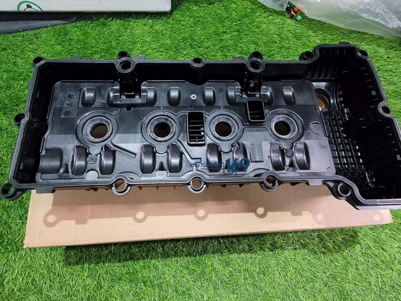 Nắp dàn cò liền gioăng Suzuki Xl7 Nắp dàn cò liền gioăng Suzuki Xl7