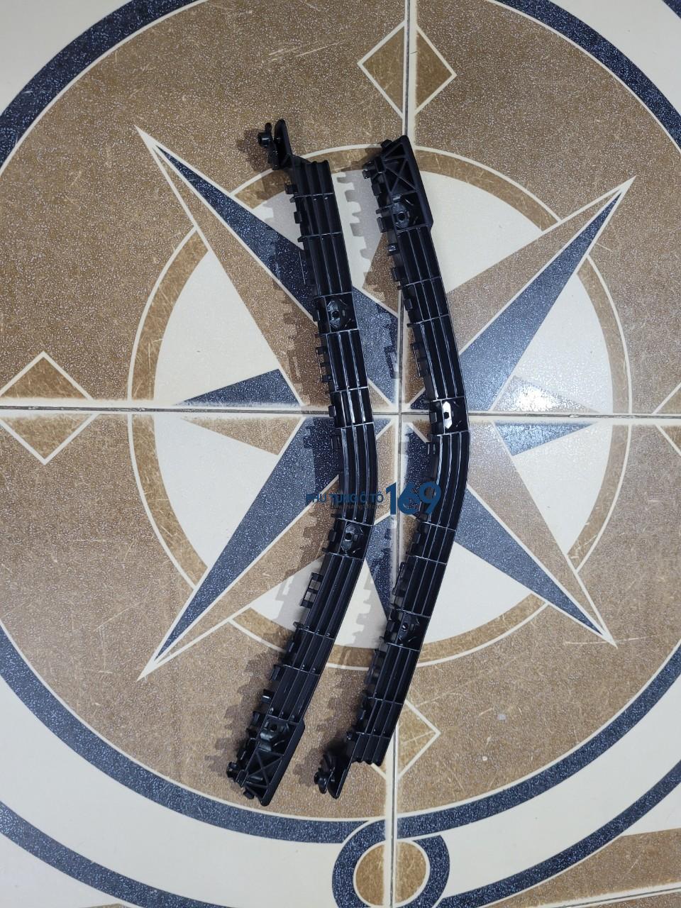 Nẹp cài cản sau trái Ertiga Nẹp cài cản sau trái Ertiga