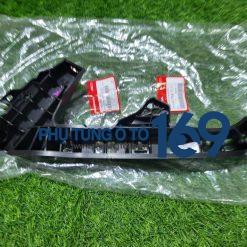 Phe cài đèn pha phải City