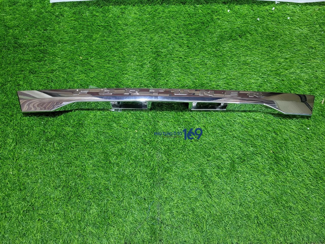 Nẹp mạ cốp hậu Fortuner Nẹp mạ cốp hậu Fortuner