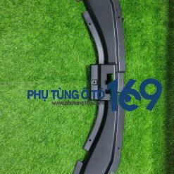 Ốp nắp khóa capo Captiva