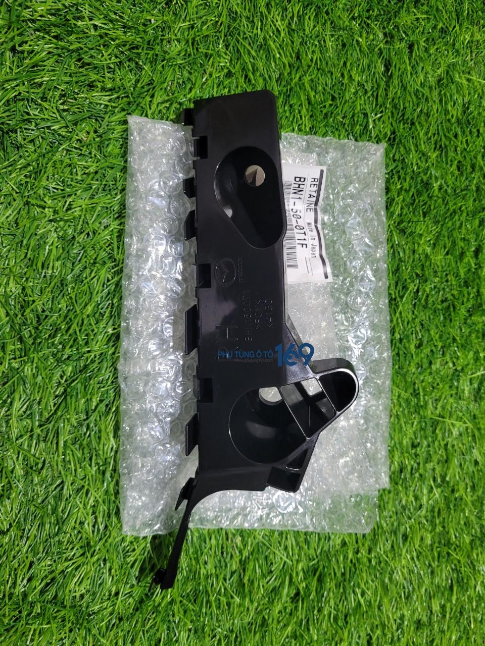 Phe cài cản trước trái Mazda 3 Phe cài cản trước trái Mazda 3