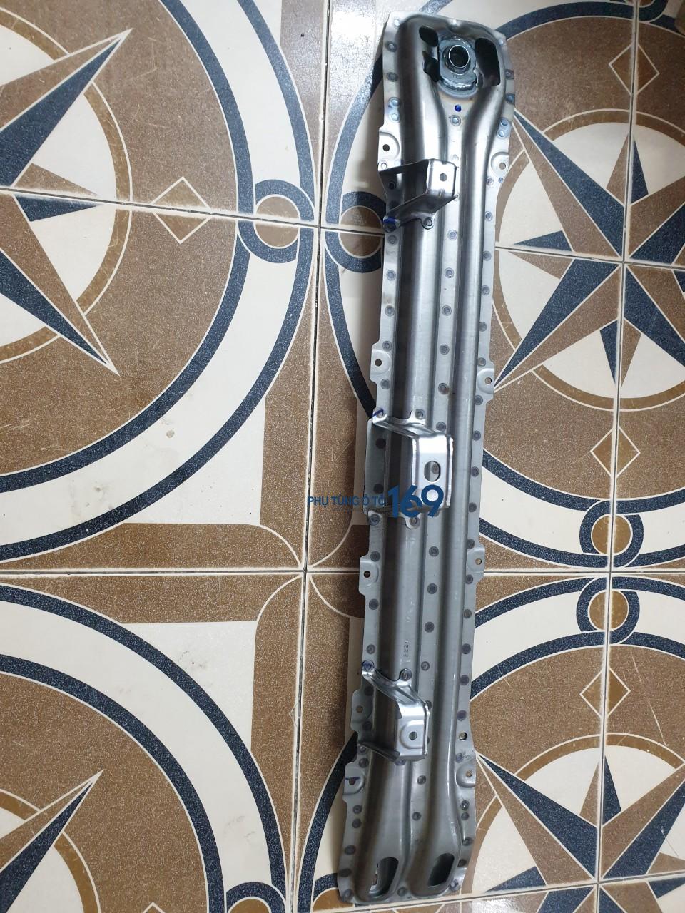 Xương giằng ngang đầu xe Suzuki Xl7 Xương giằng ngang đầu xe Suzuki Xl7