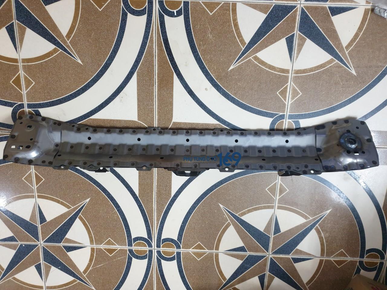 Xương giằng ngang đầu xe Suzuki Xl7 Xương giằng ngang đầu xe Suzuki Xl7