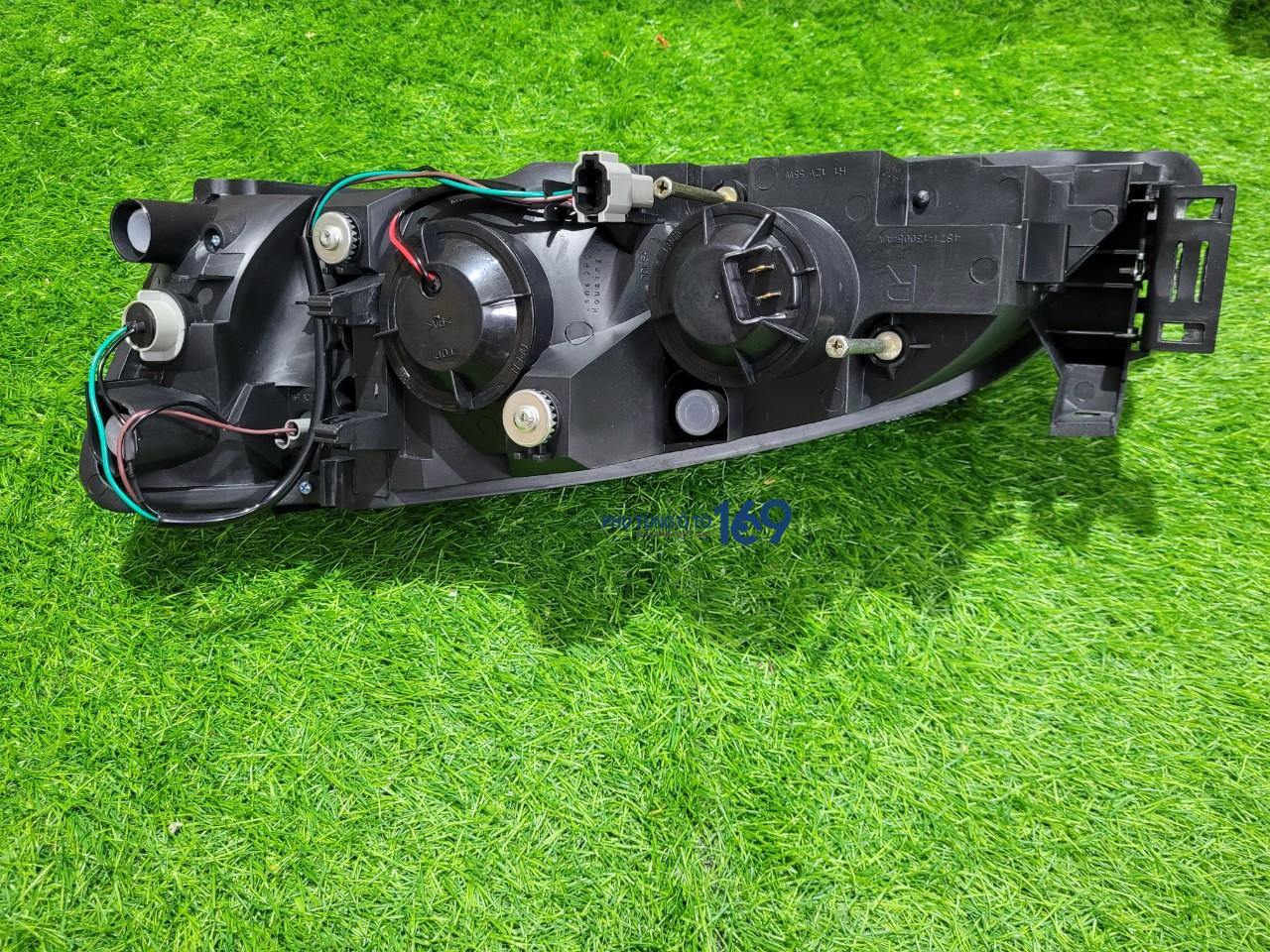 Đèn pha phụ Ford Mondeo 2.3 Đèn pha phụ Ford Mondeo 2.3